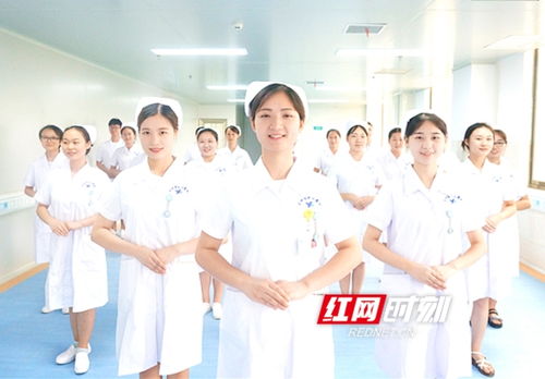 以護理禮儀提升服務(wù)質(zhì)量——永州市中心醫(yī)院舉辦護士禮儀培訓(xùn)